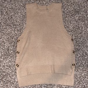 SWEATER VEST